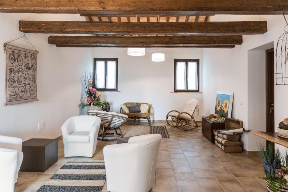 Vallechiara B&B 雷卡纳蒂 外观 照片